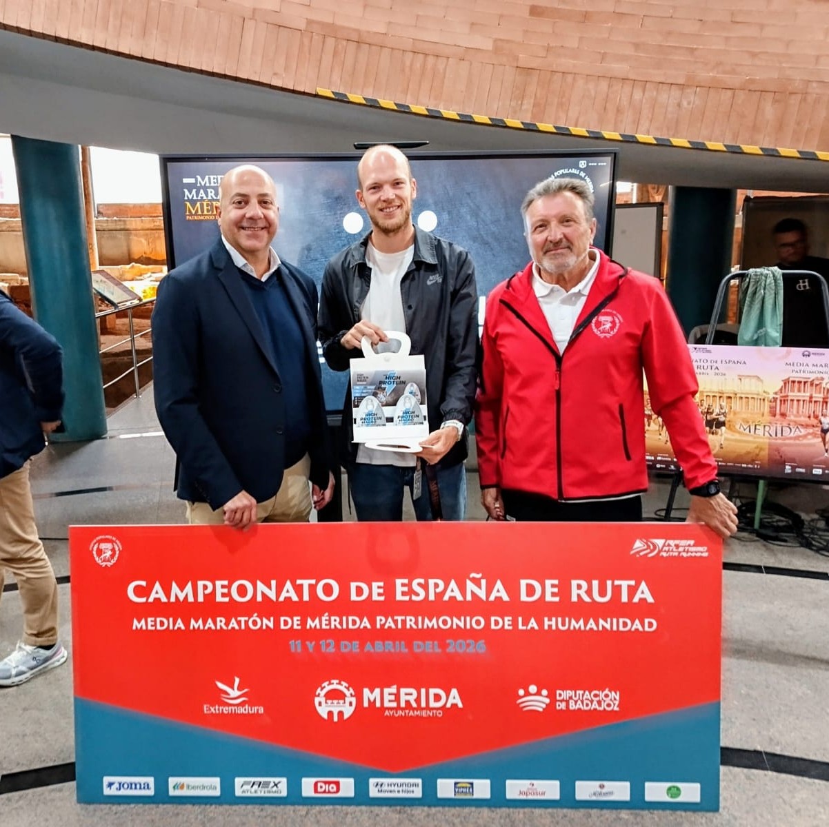 Colaboradores en la XX Media Maratón de Mérida y Campeonato de España de Media Maratón Absoluto y Máster